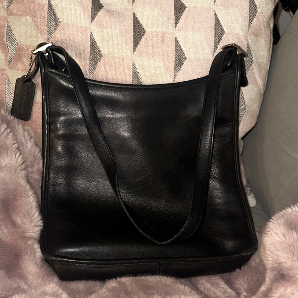 Coach Black Leather Shoulder Bag